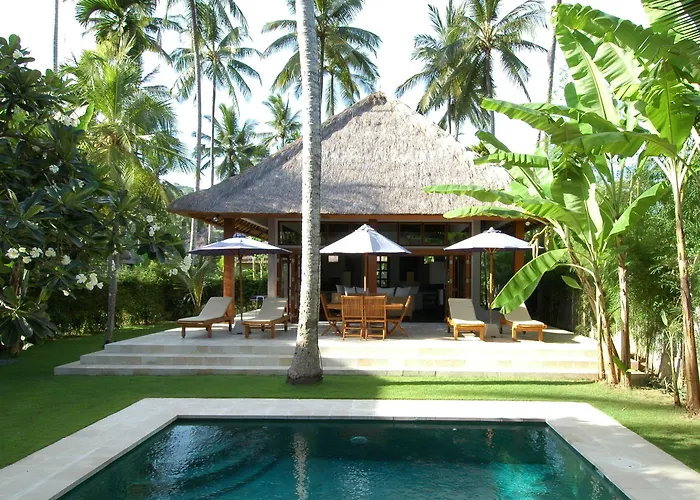 Sasoon 1, 100 Mt To Candi Dasa (Bali)