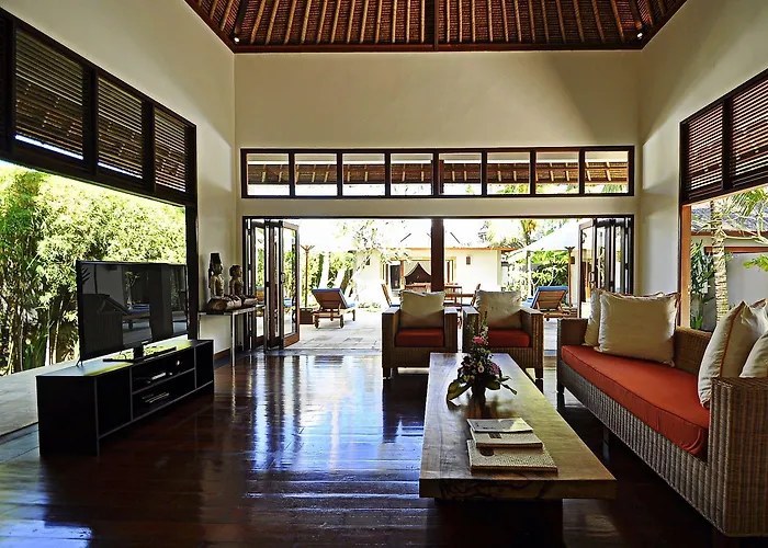 Villa Sasoon 1, 100 Mt To *