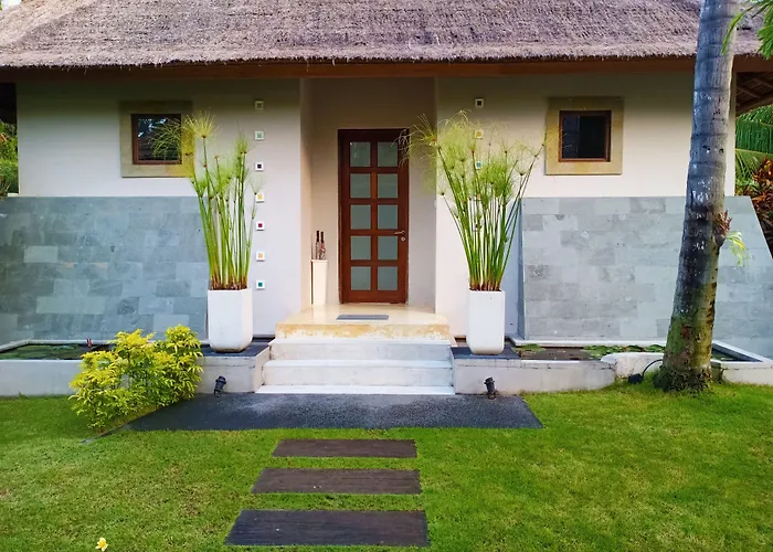 Sasoon 1, 100 Mt To Villa Candi Dasa (Bali)
